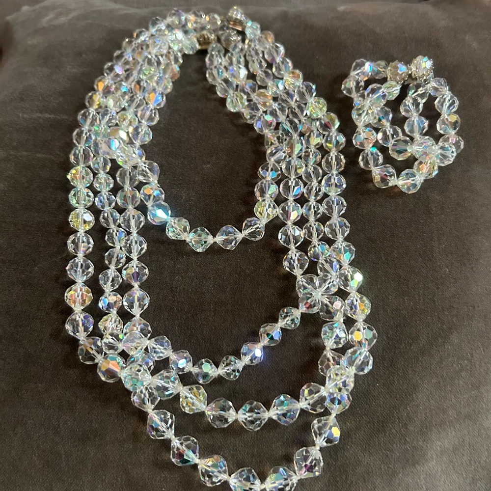Iridescent vintage Crystal Beaded Necklace Set